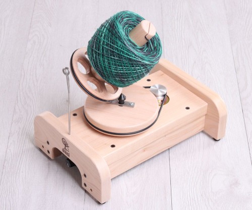 EBW-withyarn.jpg