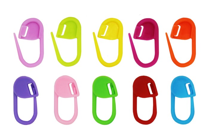 HiyaHiya Europe Multi coloured Locking Stitch Markers.jpg